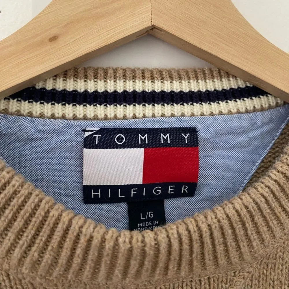 Tommy Hilfiger Y2K Tan knit crewneck Sweater Size Large Preppy Office wear